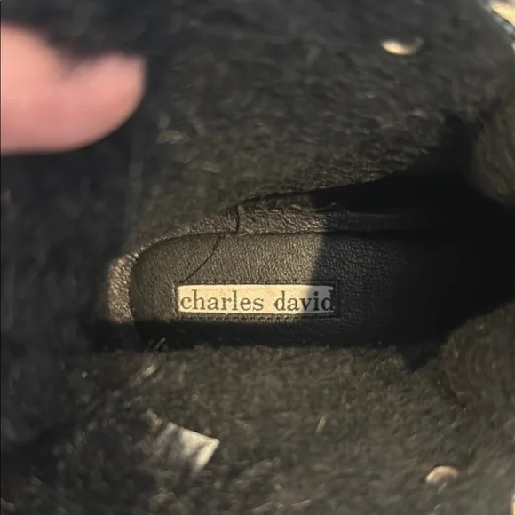 Charles David Black Wingtip Fur Lace-Up Winter Boots - Picture 2 of 3